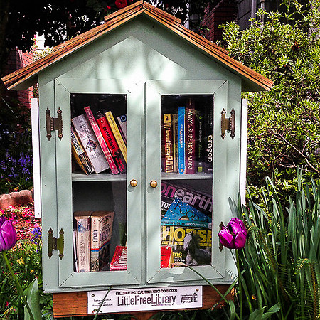 BOOK NOOK